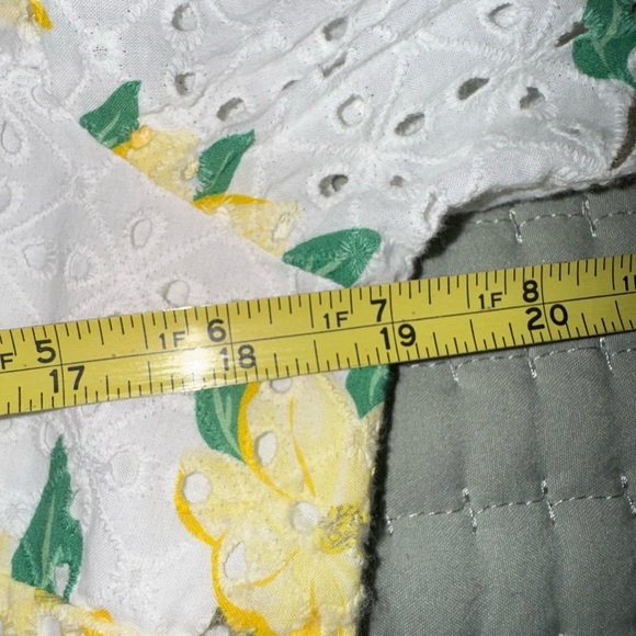Draper James Wrap Floral Eyelet White Yellow Cottage 100% Cotton - Picture 3 of 12